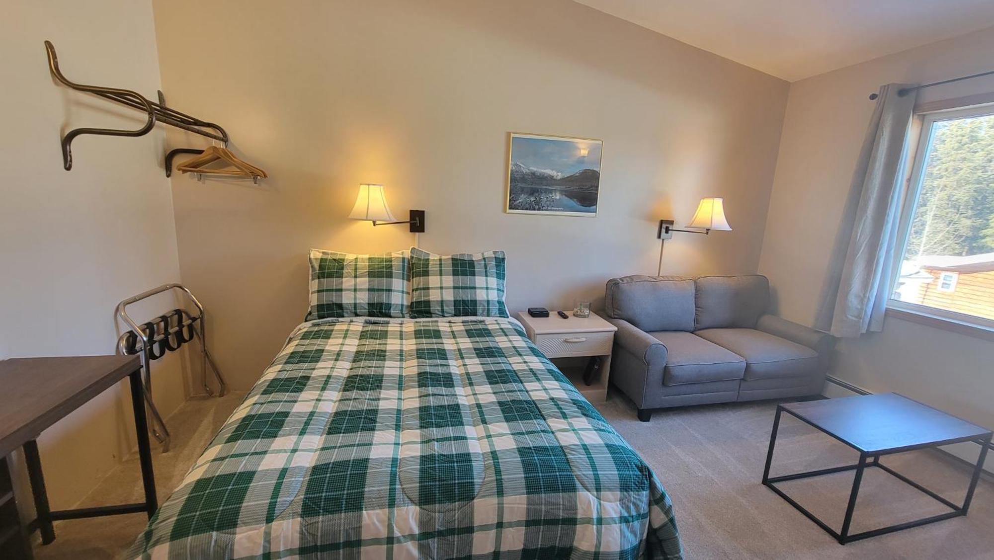 The Golden Bear Motel Tok Εξωτερικό φωτογραφία